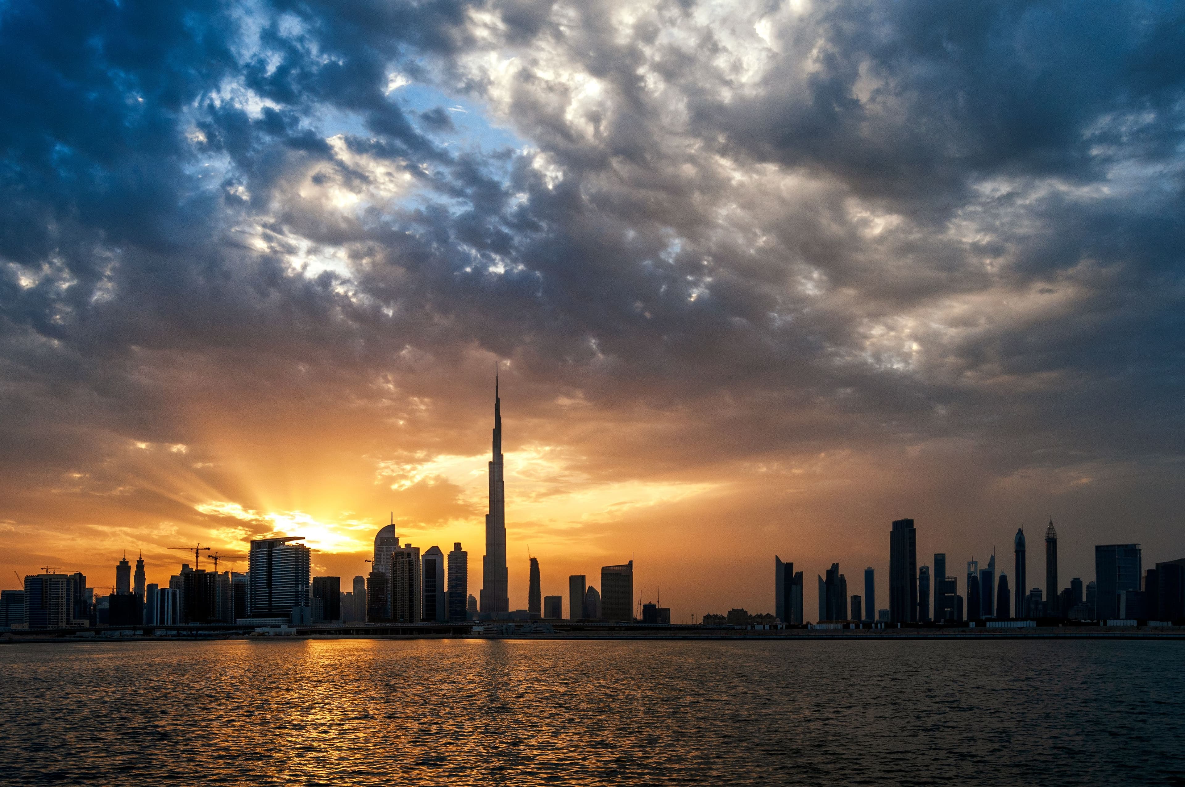 Top 5 Reasons How Dubai Smart City Initiatives Increase Property Investment Appeal